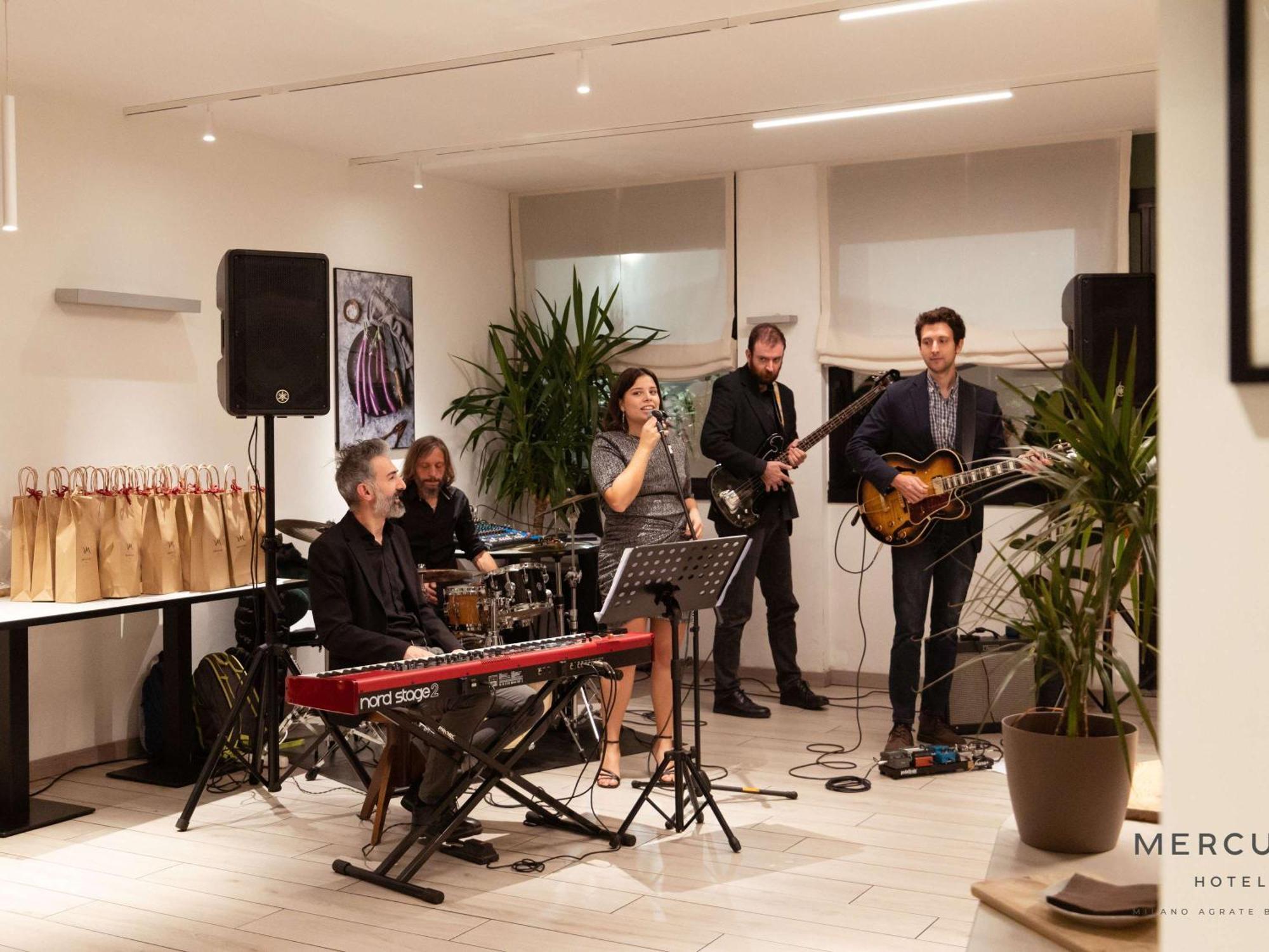 Mercure Milano Agrate Brianza Exterior photo