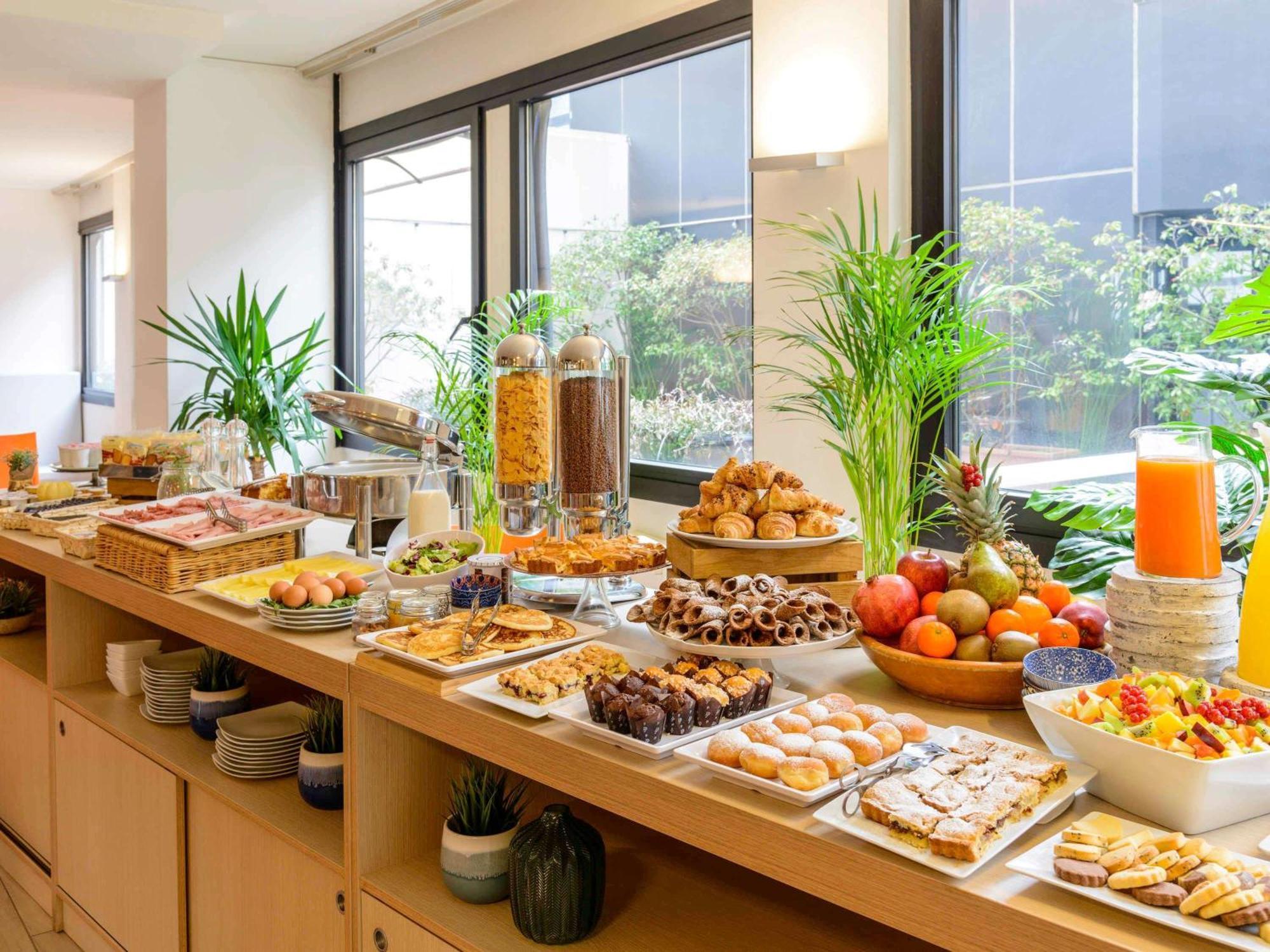 Mercure Milano Agrate Brianza Exterior photo