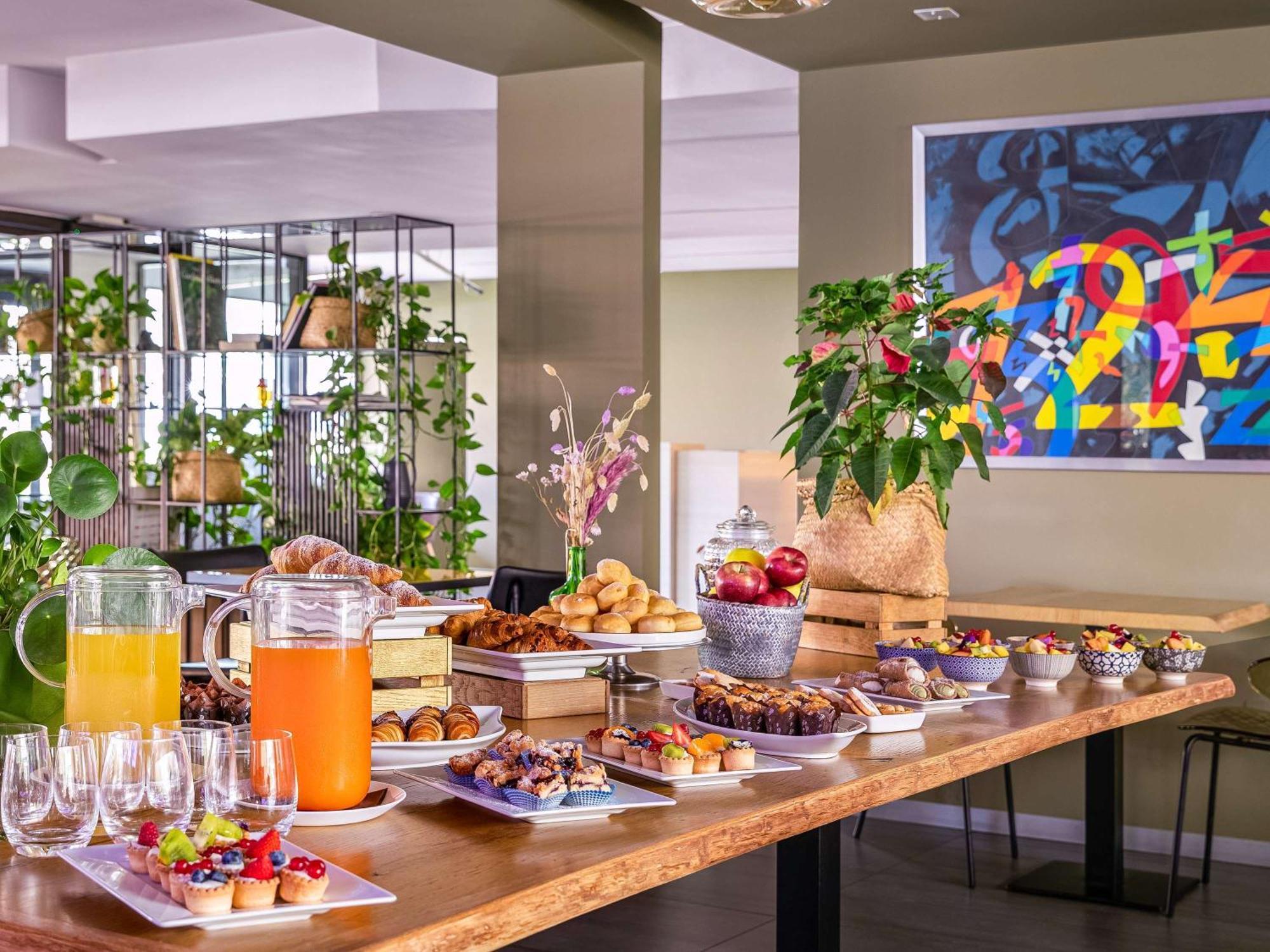 Mercure Milano Agrate Brianza Exterior photo