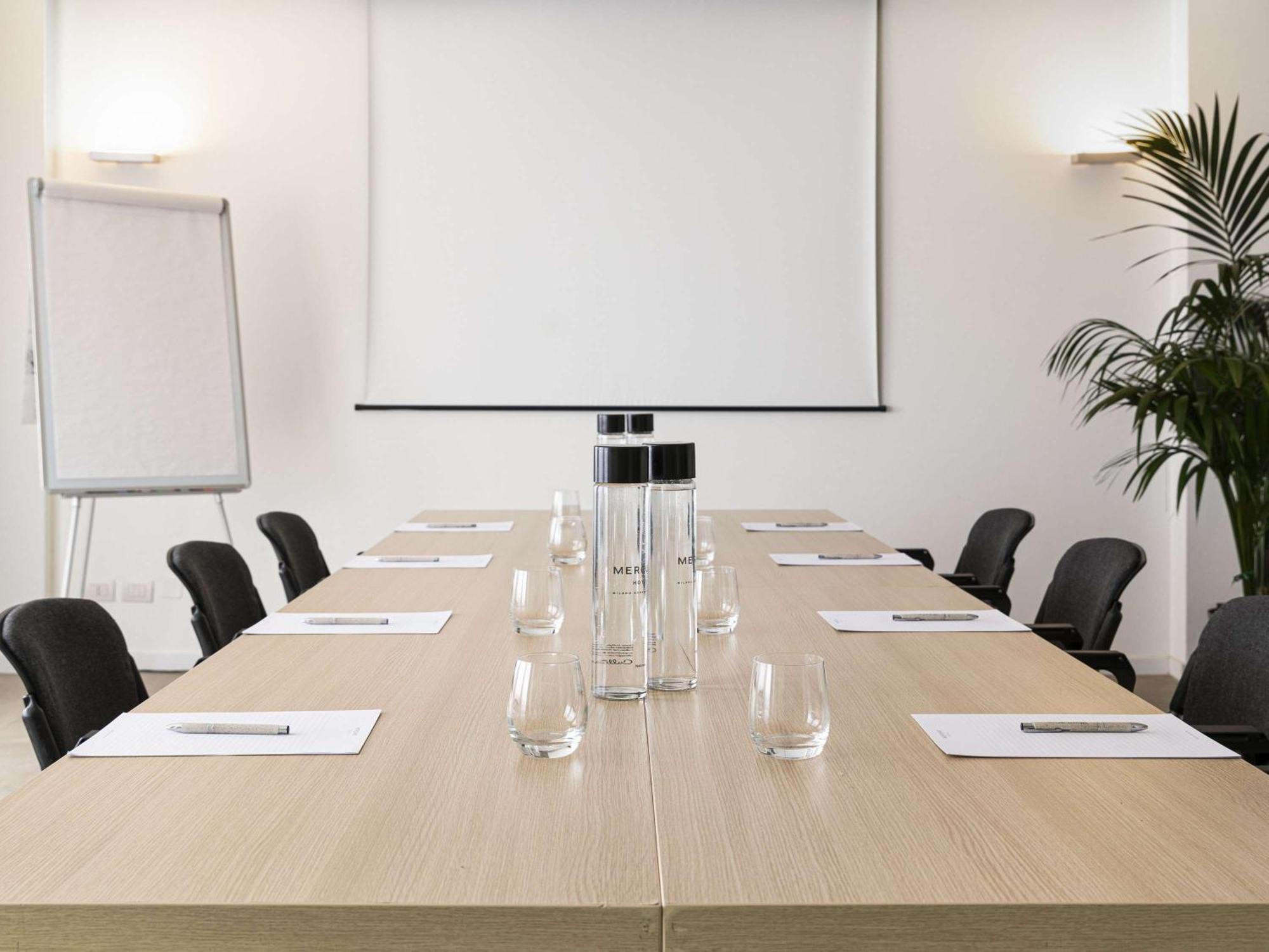 Mercure Milano Agrate Brianza Exterior photo